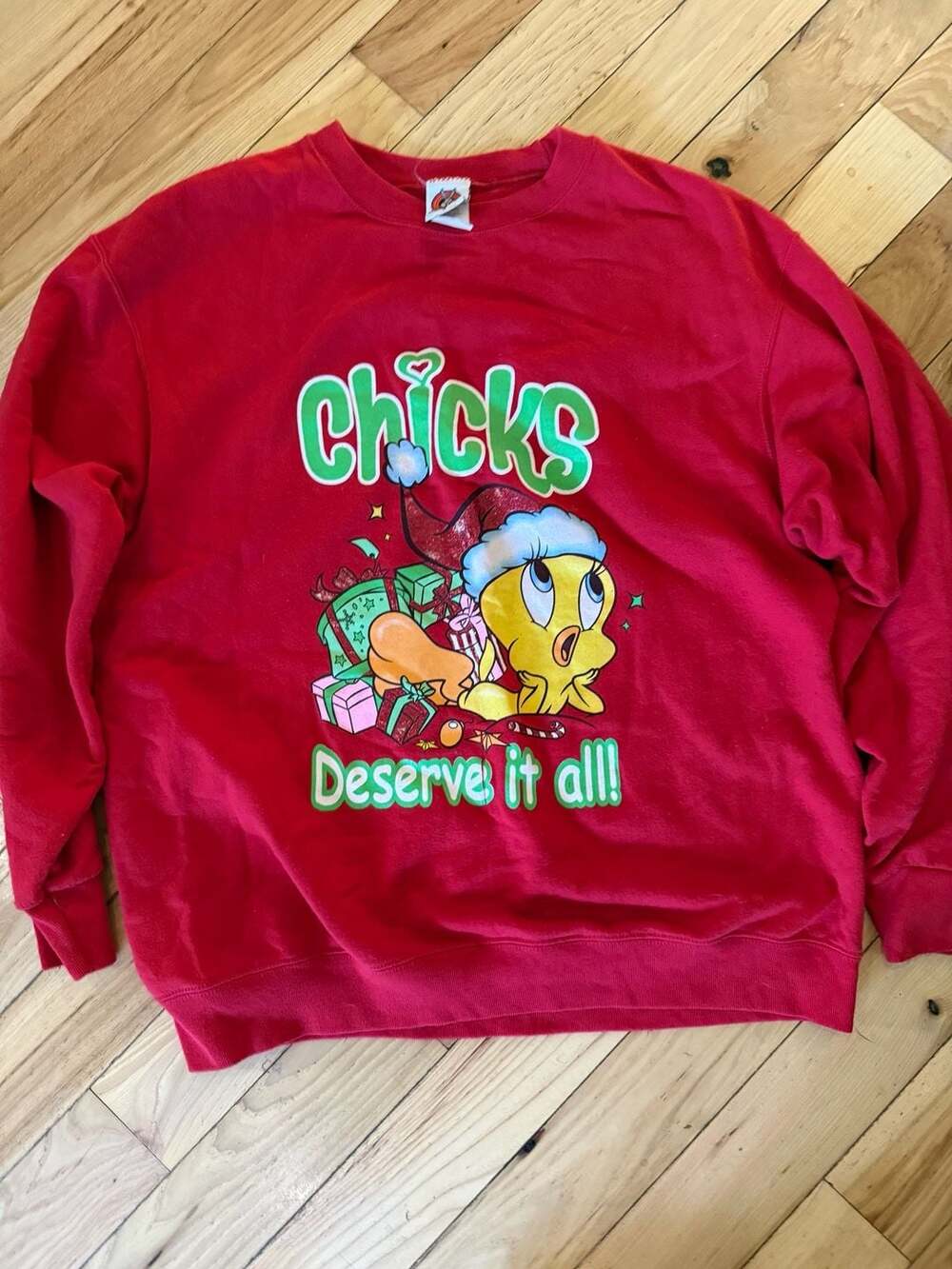 Looney Tunes Tweety Bird Chicks Deserve It All Christmas Red Sweatshirt Large